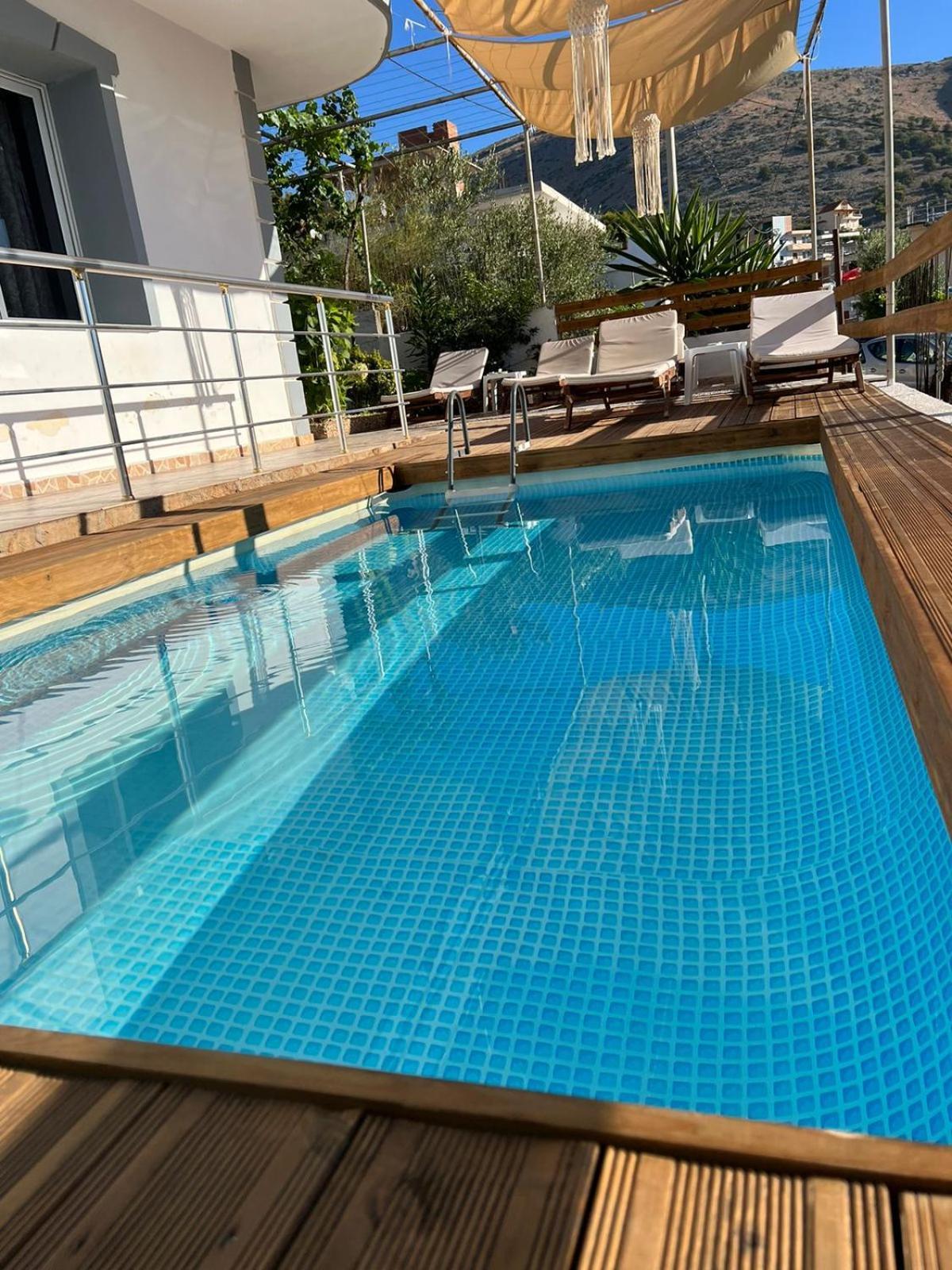 Apartments Sadiku With Sea View ซารานเดอ ภายนอก รูปภาพ