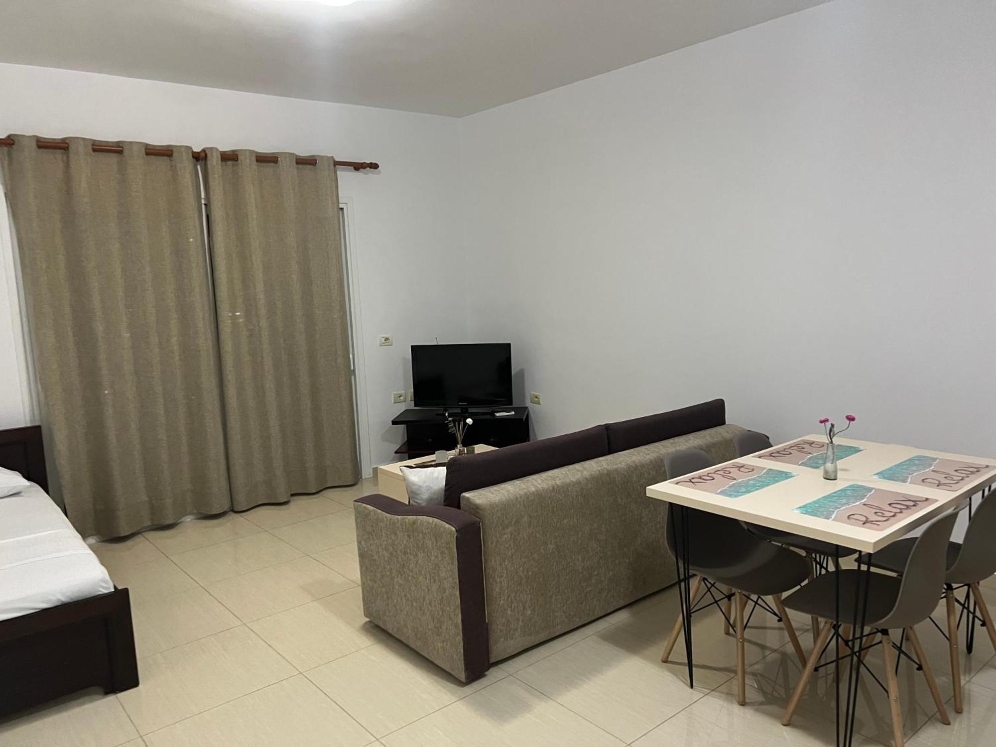 Apartments Sadiku With Sea View ซารานเดอ ภายนอก รูปภาพ